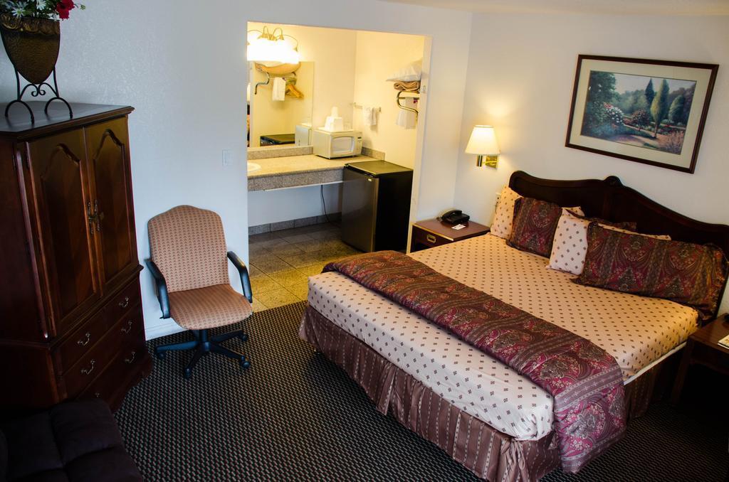 Rodeway Inn Near Downtown Monterey Esterno foto